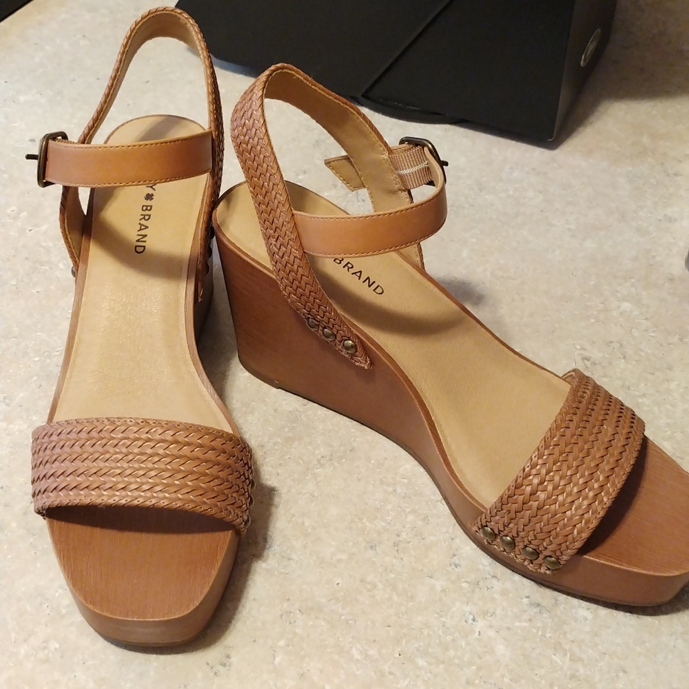 Lucky Brand Tan Woven Platform Wedge Sandals